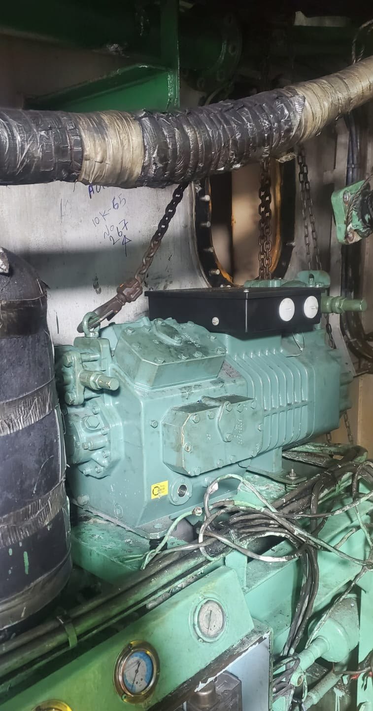Refrigeration compressor overhaul for Zakher Marine